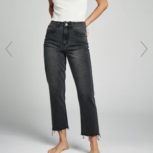 High waist straight leg jean